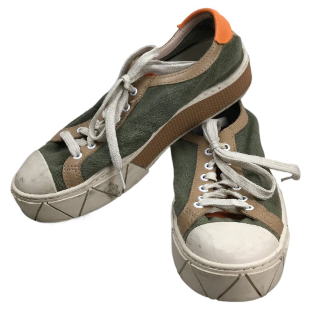 Schutz Sneakers 9.5